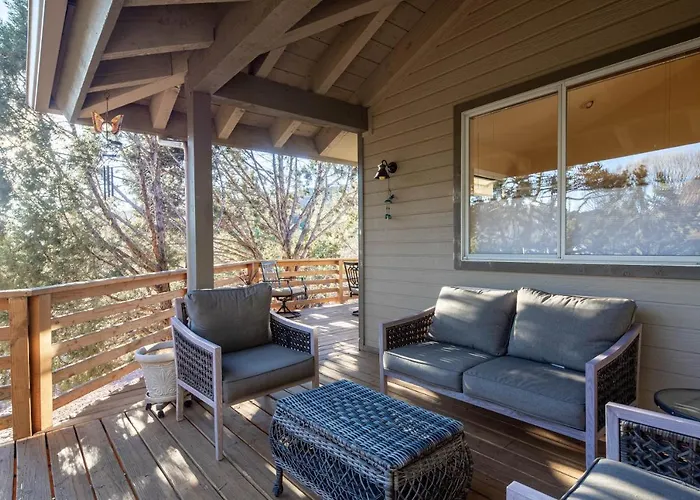 Spacious & Beautiful With Double Decks In Chapel Area Sedona