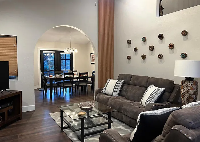 Spacious & Beautiful With Double Decks In Chapel Area Hébergement de vacances Sedona
